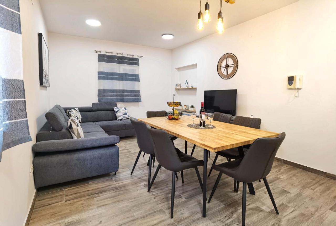 Apartments Nova スプリト エクステリア 写真